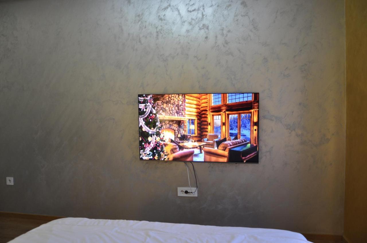 Mali Princ Pupin Palace Novi Sad Esterno foto